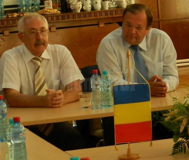 Guvernatorul regiunii Cernăuţi şi Gheorghe Flutur
