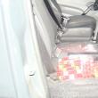 Microbuz cu ţigări ascunse sub scaune şi în compartimentul motor, confiscat în Vama Siret