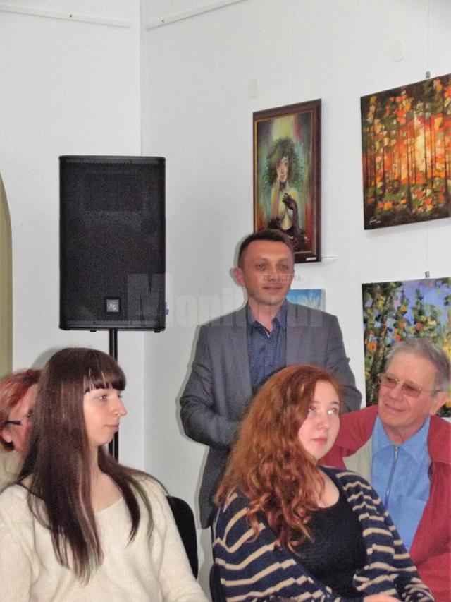 Vernisajul Salonului de vară al artiştilor plastici amatori din judeţul Suceava, la Casa de Cultură „Platon Pardău”