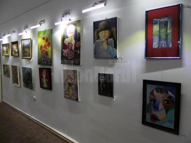Vernisajul Salonului de vară al artiştilor plastici amatori din judeţul Suceava, la Casa de Cultură „Platon Pardău”