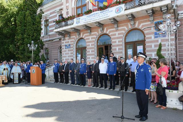 Ceremonia de absolvire şi avansare în gradul de sergent major - promoţia 2016