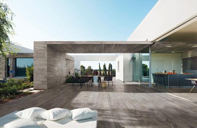 Exterioare realizate cu produse ceramice