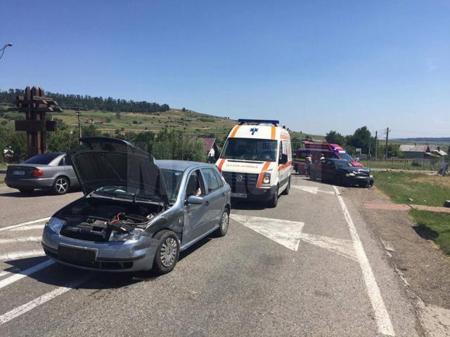 Accidentul de circulaţie care a avut loc sâmbătă la amiază pe drumul naţional DN2 în dreptul localităţii Dărmăneşti