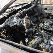 Un taximetru a ars ca o torţă, după ce s-a ciocnit cu un autoturism într-o intersecţie