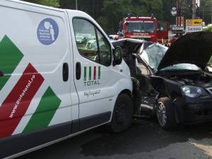 Un tânăr a ajuns la spital în urma unui grav accident, la Şcheia