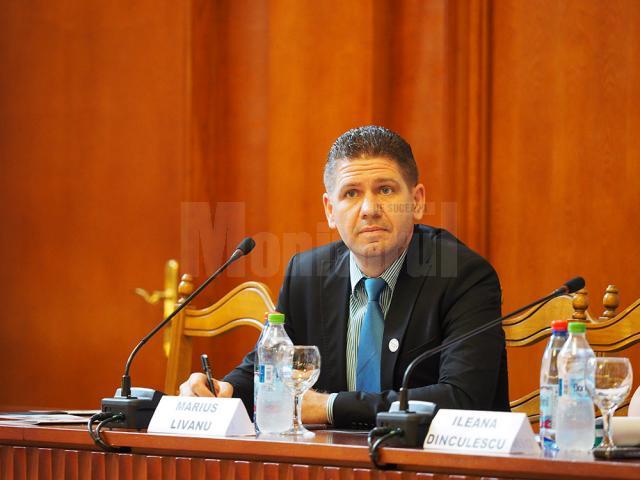 Marius Livanu i-a propus preşedintelui CJ Suceava să facă parte din delegaţia care ar urma să intre în audienţă la Papa Francisc