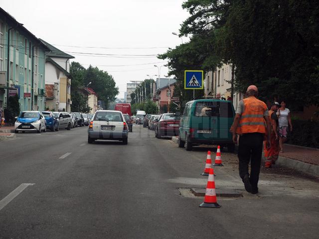 Trafic restricţionat pe strada Mihai Viteazu, pentru turnarea de covor asfaltic