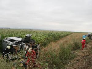 Accident cu patru răniţi între Vereşti şi Dumbrăveni