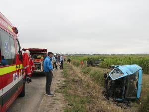 Accident cu patru răniţi între Vereşti şi Dumbrăveni