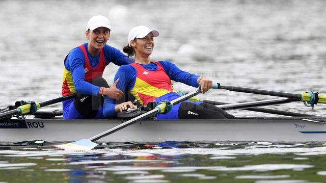 Geanina Beleagă (dreapta) și Ionela Luhaci își păstrează șansele pentru semifinale. Foto Detlev Seyb MyRowingPhoto.com