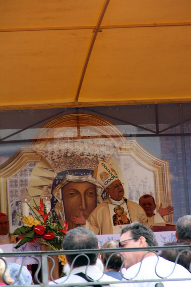 Emoţionant apel la solidaritate, rostit ieri de Patriarhul latin al Ierusalimului, la Sanctuarul de la Cacica