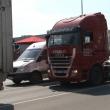 70 de autocamioane de mare tonaj au îngreunat circulaţia în municipiul Suceava, în urma unui protest spontan