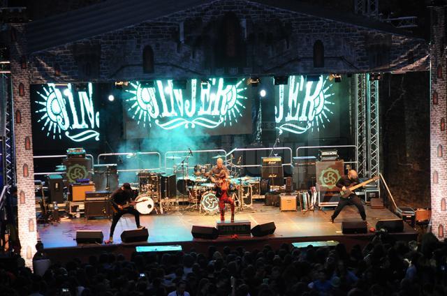 12.000 de suflete au vibrat prin rock, în trei seri de muzică la Bucovina Rock Castle