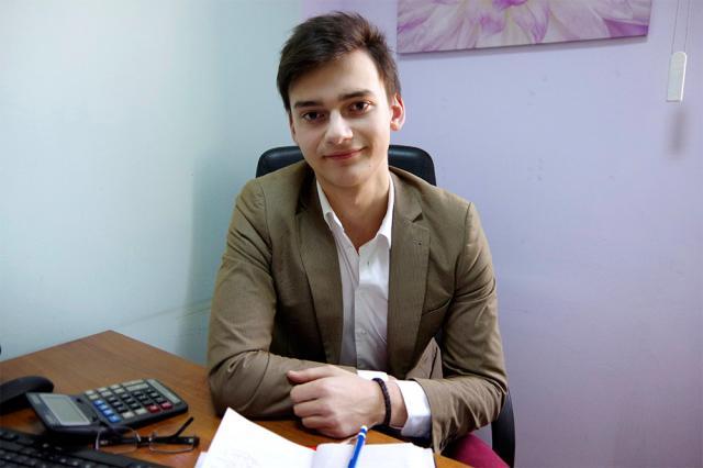 Suceveanul Lucian Bicsi, student al Facultăţii de Matematică şi Informatică a Universităţii din Bucureşti, este unul din cei trei tineri din ţară care participă la tabăra de pregătire de la Petrozavodsk, Rusia