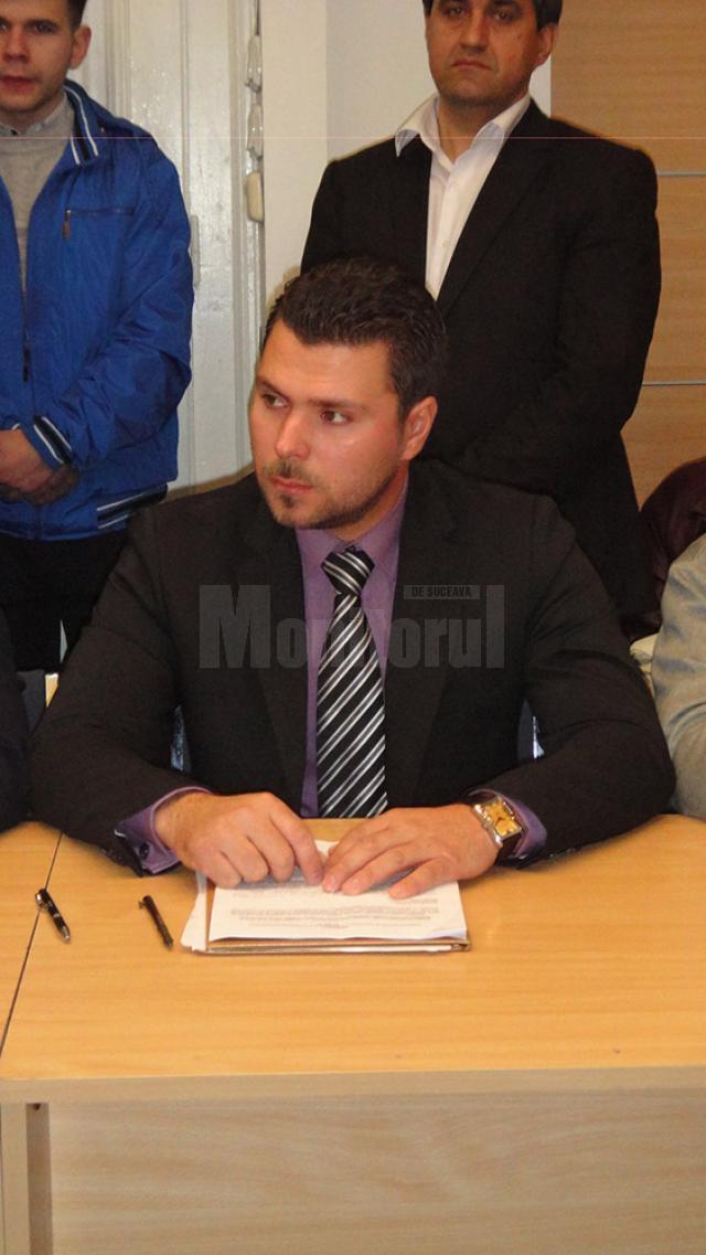 Bogdan Loghin, viceprimarul cu atribuţii de primar din noiembrie-decembrie 2015, cel care a şi semnat contractul de vânzare-cumpărare