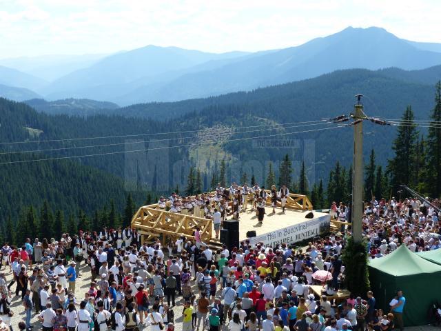 „Sărbătoarea Muntelui”, într-un cadru de poveste, în prezenţa a sute de spectatori