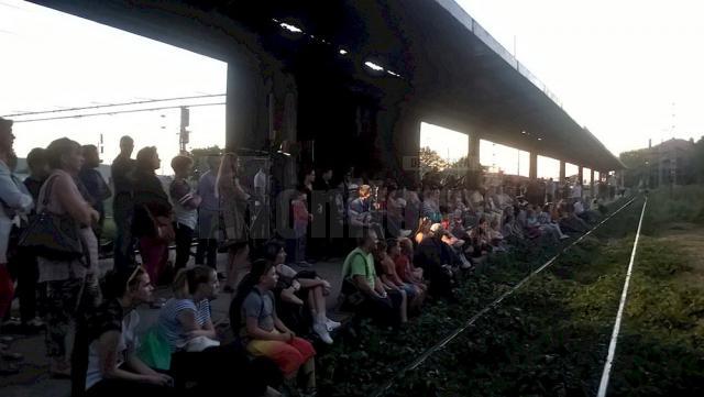 “Trenul de noapte” a ajuns în Gara Burdujeni cu un număr record de spectatori