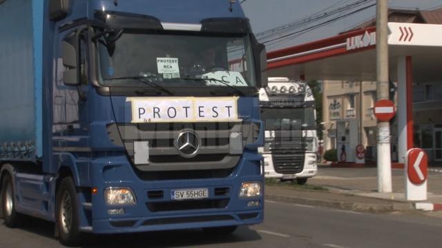 80 de camioane vor participa astăzi, în centrul Sucevei, la un nou protest împotriva creşterii tarifului RCA