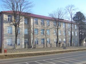Şcoala Gimnazială Salcea, acolo unde Ioan Ştefan Lungu, fiul primarului Ilie Lungu, a susținut examenul de la Evaluarea Naţională