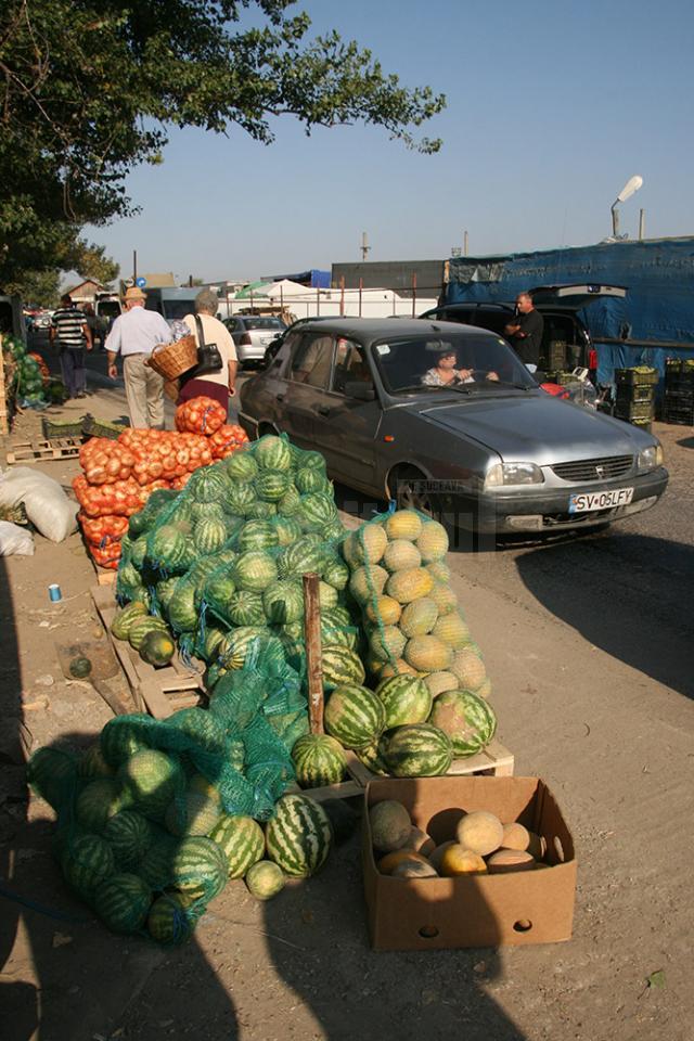 Piaţa angro din Burdujeni, un amestec de incompetenţă şi nepăsare din partea autorităţilor locale
