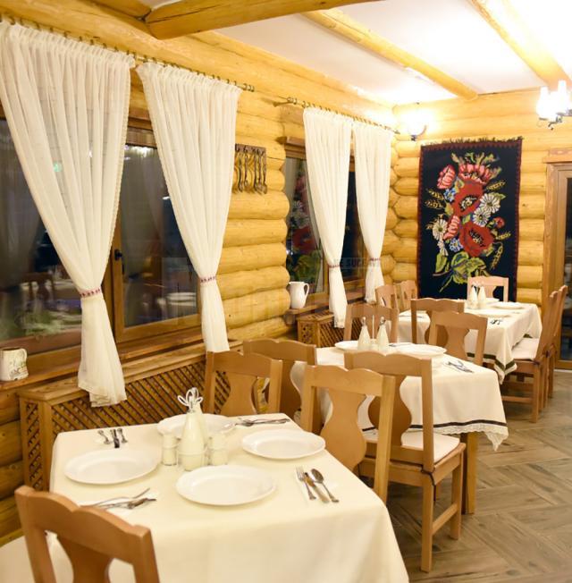 Bucatele tradiţionale ale zonei, oferta de nerefuzat de la Coliba Haiducilor Bucovina