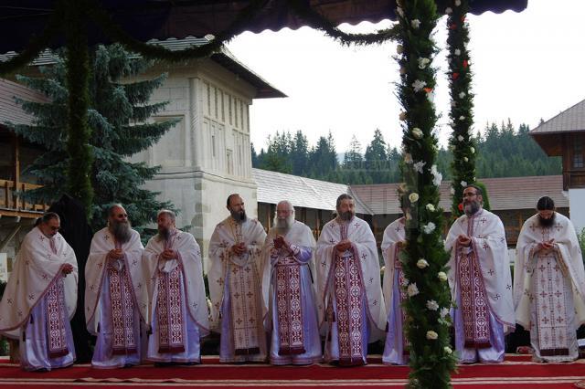 Patriarhul Antiohiei, prezent ieri la Mănăstirea Putna, la 550 de ani de la punerea pietrei de temelie a mănăstirii