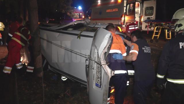 O tânără care consumase alcool s-a urcat la volan și a provocat un accident la ieșire din Suceava
