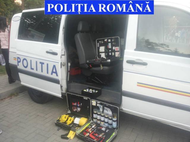 „Poliţişti juniori” la „Noaptea cercetătorilor”