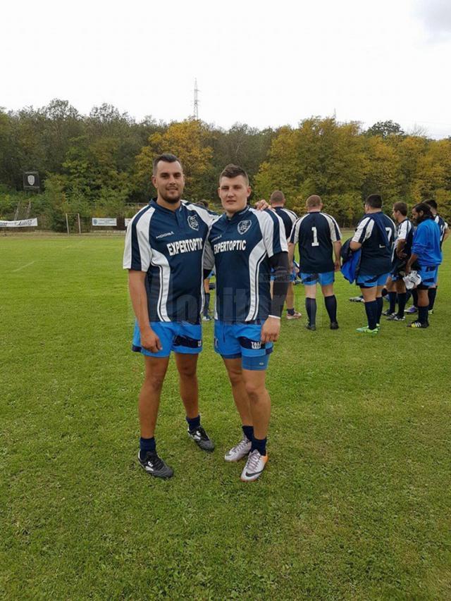 Lucian Preutescu (stânga) și Sabin Crețu au marcat cele 17 puncte ale sucevenilor