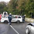 Trei persoane au fost rănite în urma unei coliziuni dintre două autoturisme