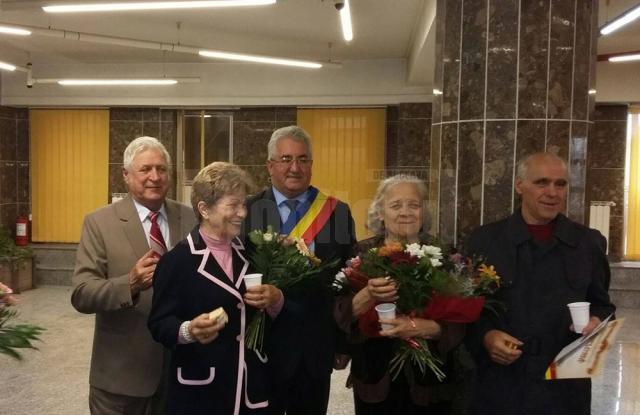 Peste 1.100 de cupluri "de aur” sărbătorite până acum de municipalitatea suceveană