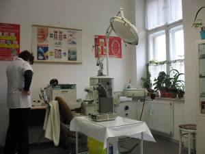 Cabinetele stomatologice şcolare din municipiul Suceava au fost verificate de inspectorii Direcţiei de Sănătate Publică. Foto: clujeanul.gandul.info