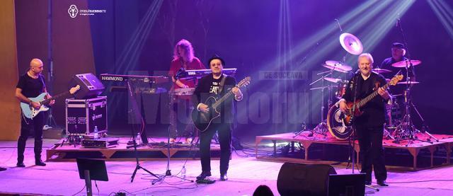 Grupul Pasarea Rock, în concert pe scena Casei de Cultură din Suceava. Foto: orasulsuceava.ro
