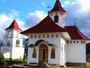 Biserica Mănăstirii Podu Coşnei din comuna Poiana Stampei va fi resfinţită pe 6 noiembrie