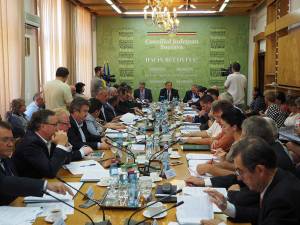 Consiliul Judeţean Suceava a aprobat, ieri, în unanimitate ultimele proceduri pentru proiectul ce trebuie depus până pe 16 noiembrie a.c.