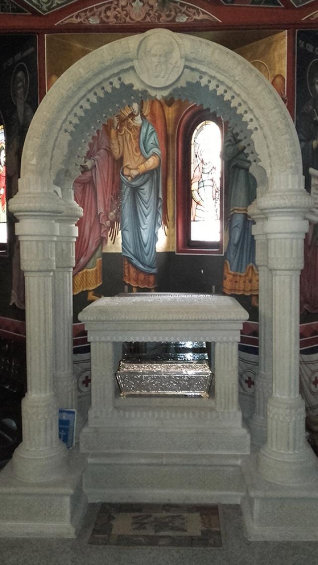 Sfinţirea noului baldachin de la Biserica "Sf. Mina"din Suceava