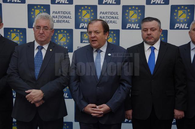 Ion Lungu, Gheorghe Flutur și Ioan Balan sunt convinşi de succesul PNL Suceava la alegerile parlamentare
