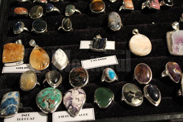 Pietre preţioase, bijuterii şi cristale de pe mapamond, la Mineralia – ediţia de toamnă