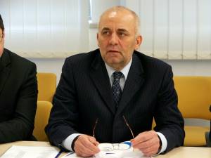 Managerul Spitalului de Urgenţă ”Sfântul Ioan cel Nou” Suceava, Vasile Rîmbu, va candida pentru un nou mandat la conducerea unităţii spitaliceşti