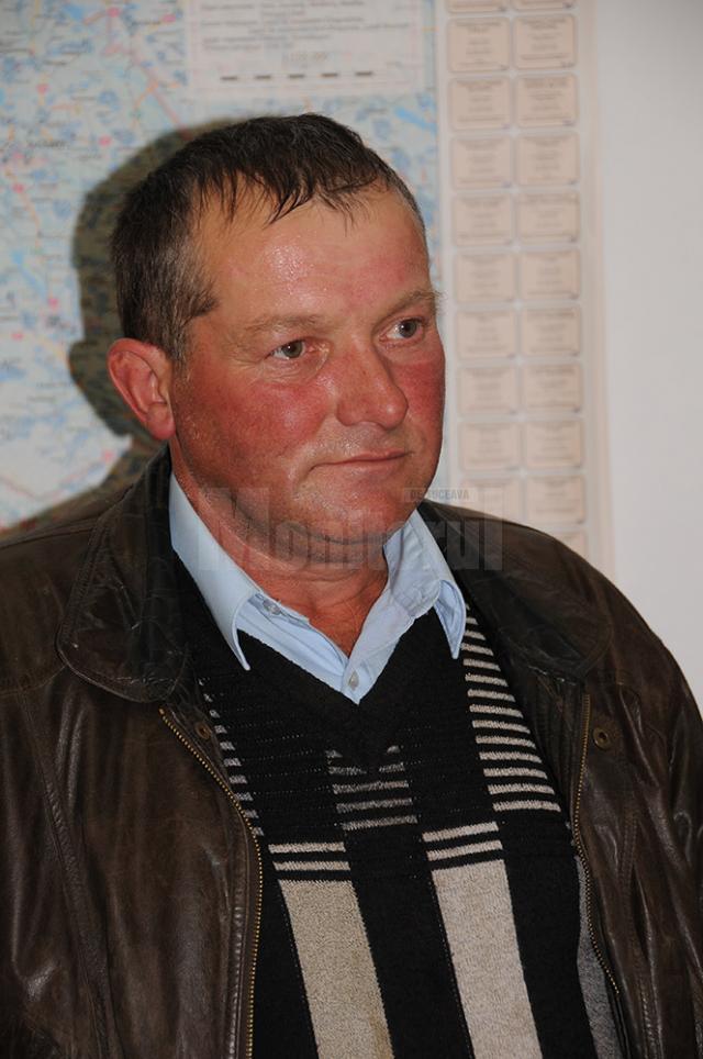 Dumitru Lazăr, proprietarul stânei amendat cu 1.000 de lei de Poliția Animalelor