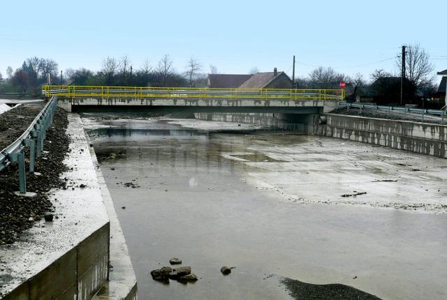 Podul din comuna Moldoviţa realizat de compania SUCT