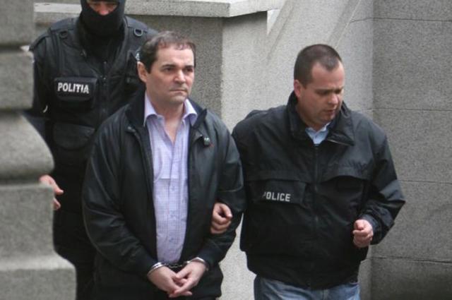 Mihai Necolaiciuc a şi fost ridicat cu mandat de poliţiştii constănţeni, de la domiciliu, urmând să fie transferat la Penitenciarul Poarta Albă din Constanţa. Foto: ZiuaNews.ro