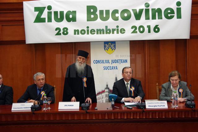 ÎPS Pimen le vorbeşte politicienilor, de Ziua Bucovinei, despre datoria de a îngriji patrimoniul