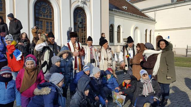 Cinci suceveni au dus Solia Cetăţii de Scaun a Sucevei la Alba Iulia