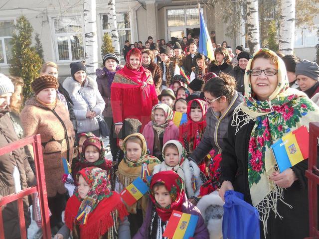 Moldoviţa, în straie de sărbătoare de Ziua Naţională a României