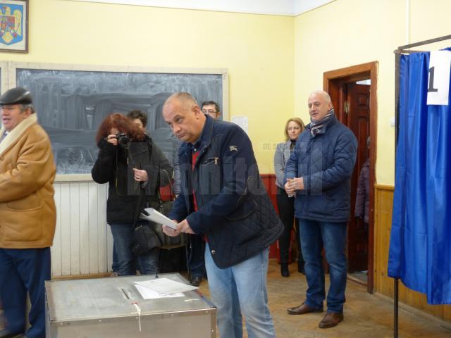 Alexandru Băişanu: Am votat pentru propăşirea şi salvarea României de la declin