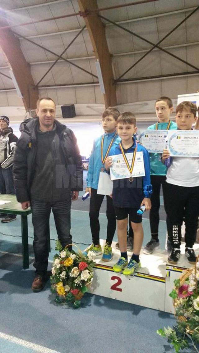 Ștafeta de 4x100 metri copii II de la CSM Suceava