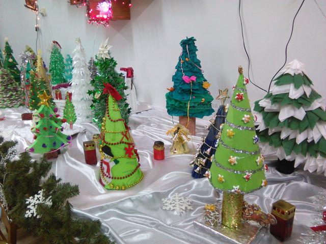 „Salvatorii brăduţilor de Crăciun”, la Grădiniţa ,, Prichindel”