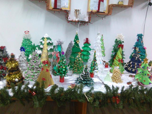 „Salvatorii brăduţilor de Crăciun”, la Grădiniţa ,, Prichindel”