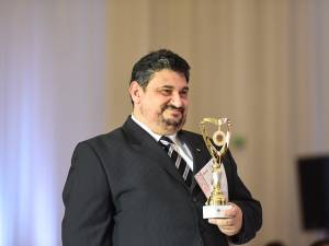 Emil Ursu, omul care a dat viaţă Cetăţii de Scaun a Sucevei şi a ”asediat-o” cu turişti